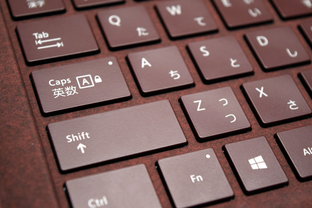 Surface Laptopのキーボードは美しい