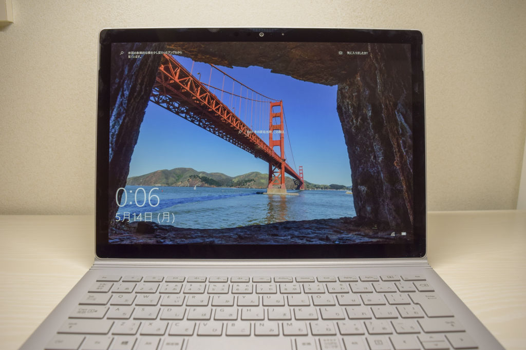 Surface Book 2 ラップトップモード